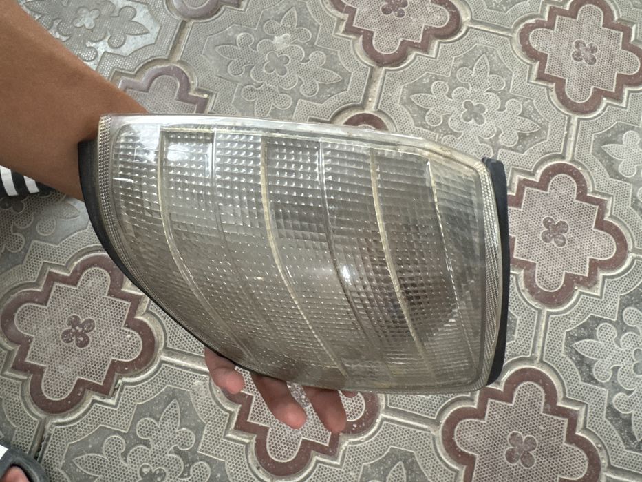 Поворотники w140
