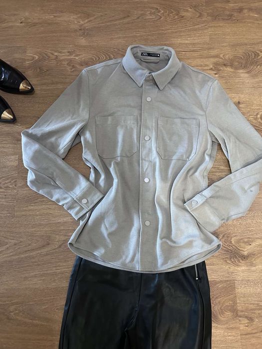 Връхни ризи Zara