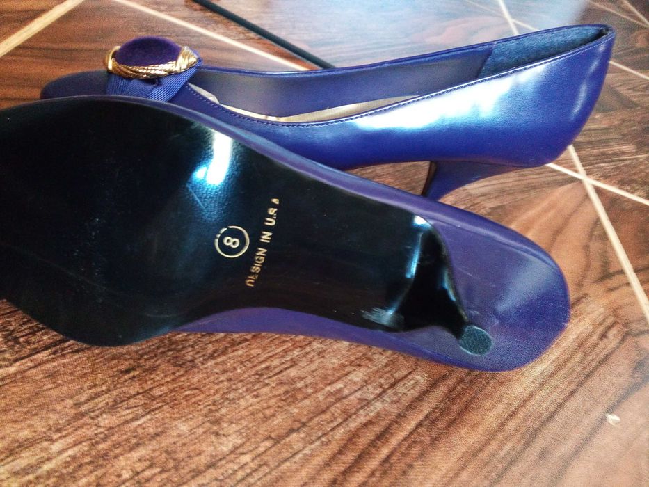 Новые шикарные женские туфли California размер 38