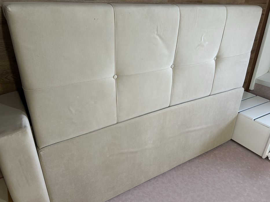 Продам диван в хорошем состоянии