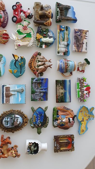 Продам магнитки на холодильник