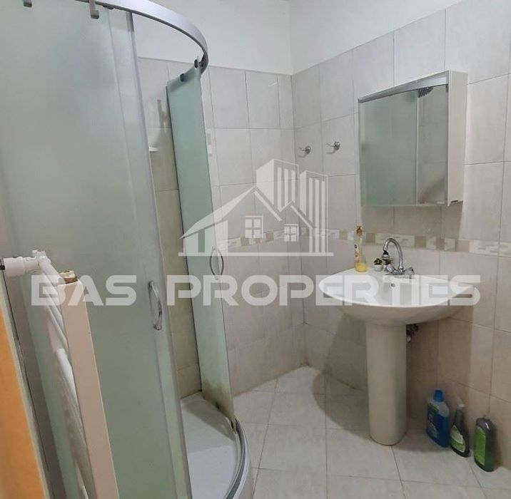 Продава се Двустаен апартамент в София, Медицинска академия - 74 кв.м за 3446 €/кв.м - Снимка #3