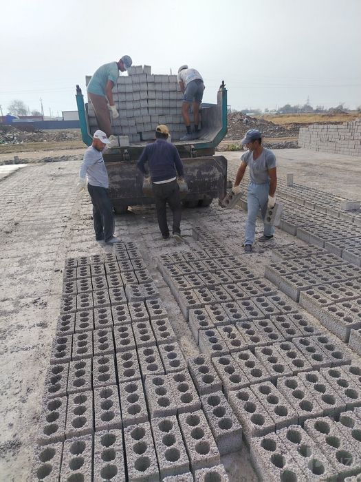 Shlakabloklarimiz 30/15 sifatli arzon narxlar da  Yetkazib berish xizm