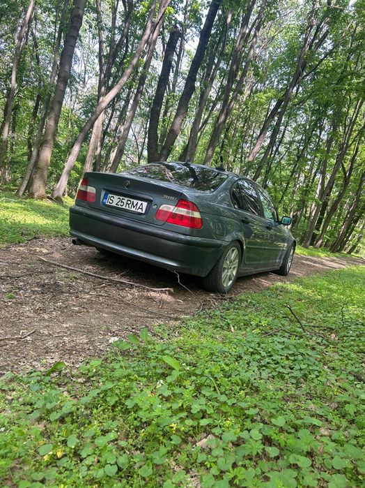 Vând BMW 318i in stare perfectă
