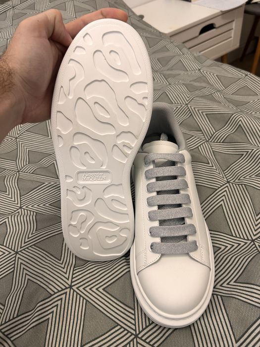 Alexander McQueen 42