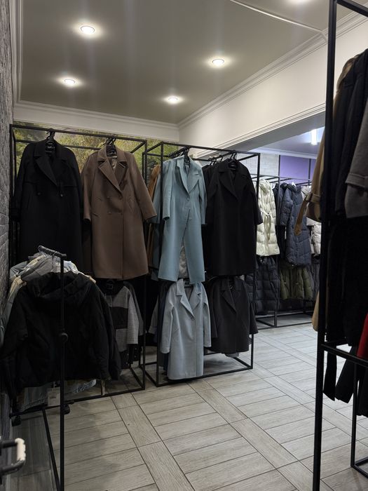 Продам действующий магазин одежды