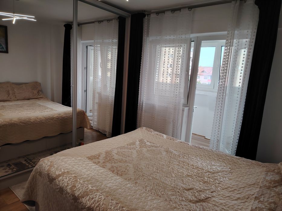 Apartament 2 camere de închiriat