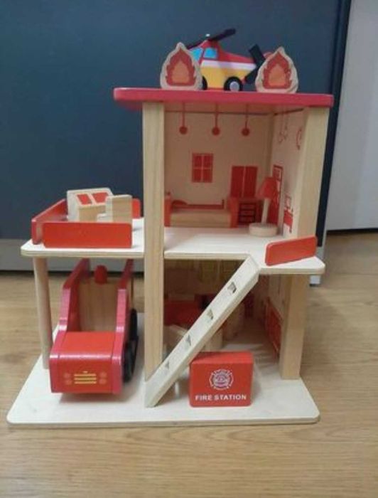 Дървена Пожарна станция