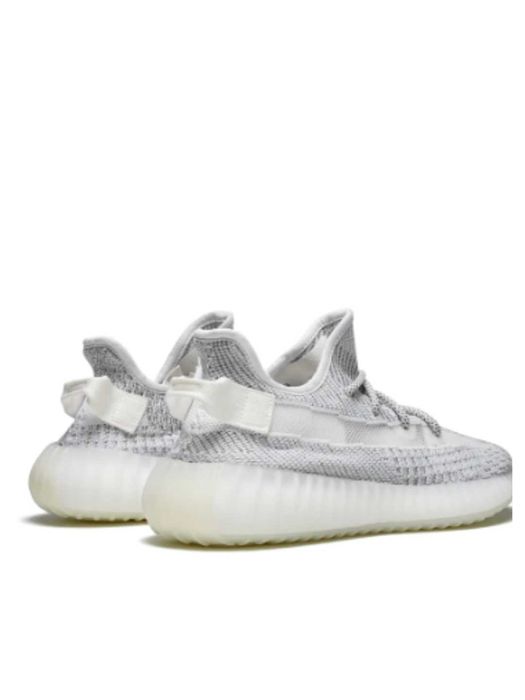 Yeezy. To'rli Krasovka Bahor, Yoz uchun