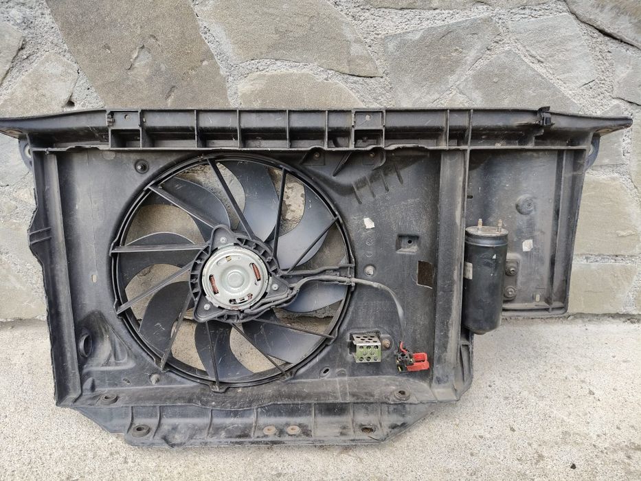 Electroventilator complet Peugeot 206 2008 1.4 benzina