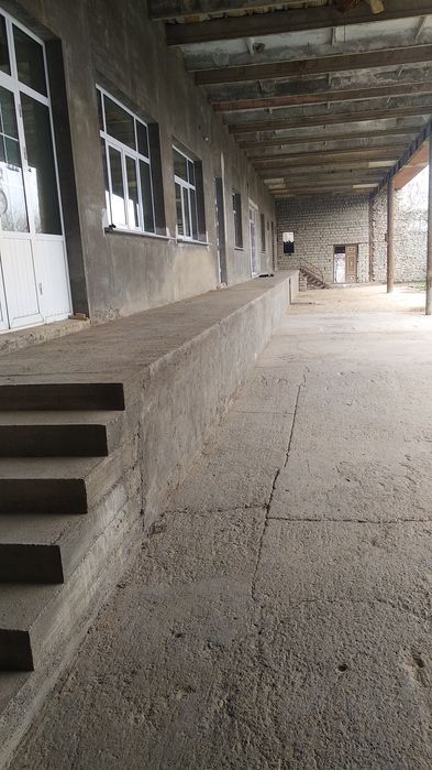 Жиззах шахрида Уй сотилади. 200 000 y.e.