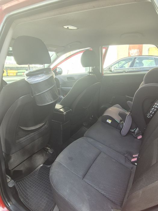 HYUNDAI i30 2011 — imagine 4