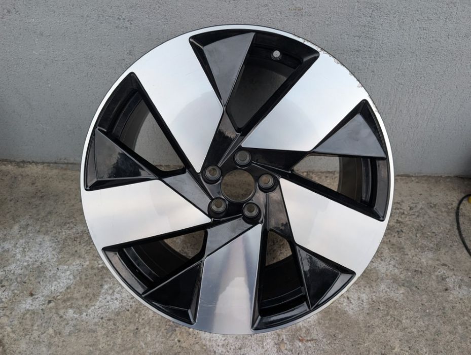 1xJanta 5 spite 20" VOLVO C40 XC40 XC60 XC90 S60 V60 S90 V90 Polestar 2 32143630