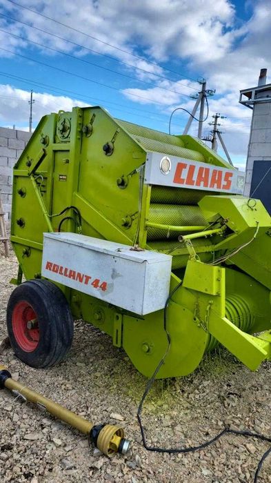 Пресс подборщик CLAAS ROLANT 44 46