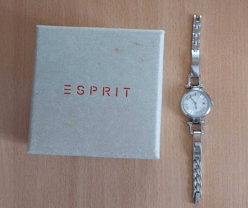 Ceas dama Esprit