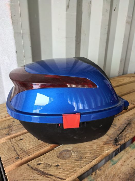 Багажник для мото