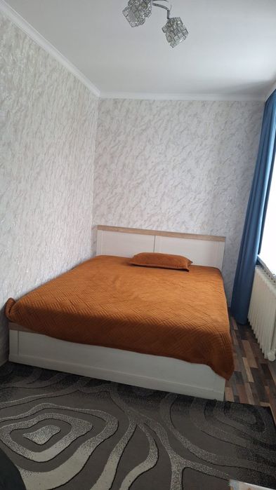 Сдам 2ух комн квартиру длительно