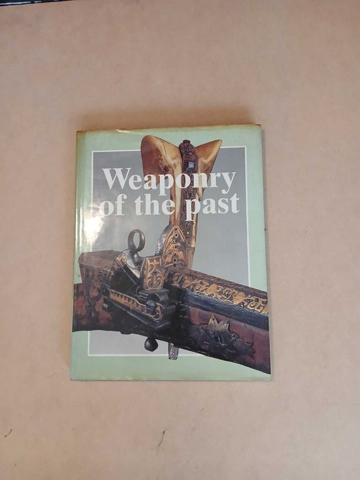 Старинни български оръжия. Книга / Албум-Каталог на английски.