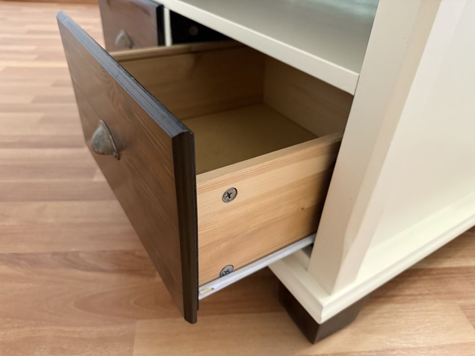 Vand Masuta lemn masiv tip comoda