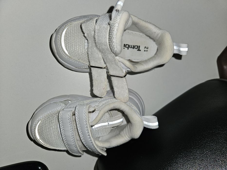 Кроссовки сандали