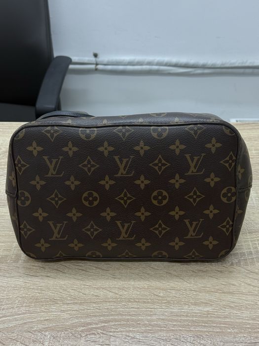 LV NEONOE MM оригинал
