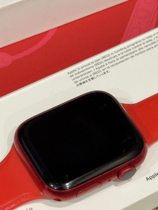 Apple watch 8 (45mm) Product Red, часы эпл вотч