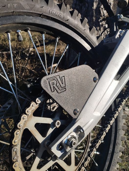 Chain guard за SurRon LIGHT BEE X