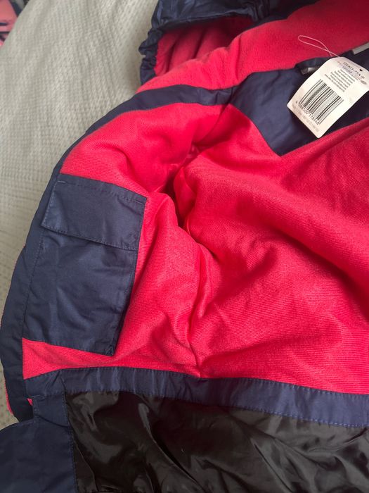 Куртка новая на рост 146