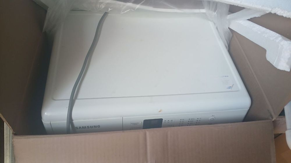 Телевезор стиральная машина и маразельник