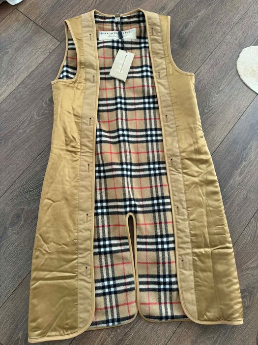 Уникален елек Burberry