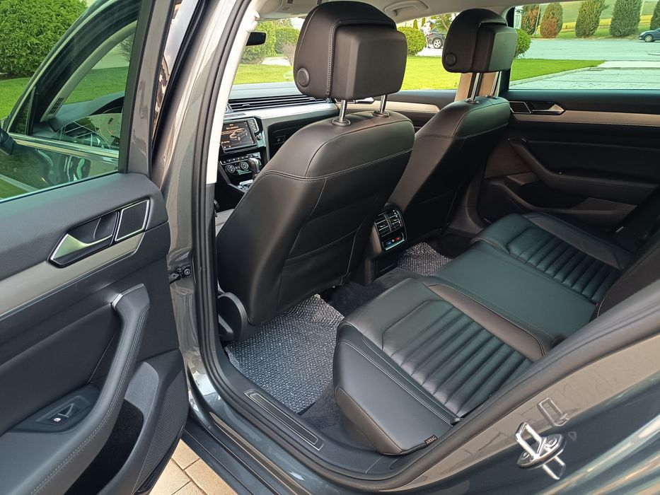 Vw Passat B8 4Motion/An 2016/Motor 2.0 Bi-TDI 240 Cp/Matrix/DSG/ACC/Distronic/Navi/Full Piele/Padele F1/Stare Nouă/Adus de 2 Zile/Fără Defecte