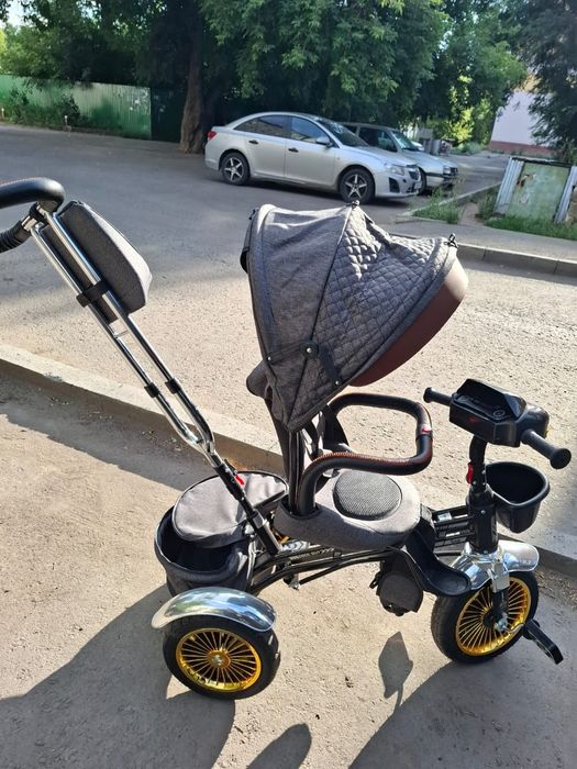 Продам детскую велоколяску