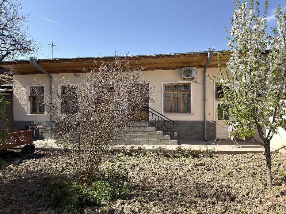 Sag'bon Mahallani ichidigi tor tupikda 4.11-sotok 5-hona Hovli Sotilad