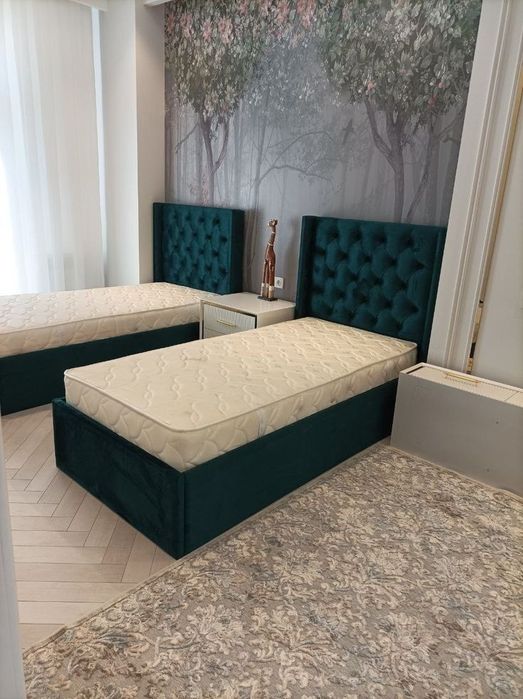 Paturi Tapitate Chesterfield in STOC sau la comandă