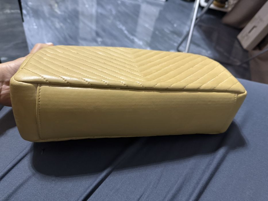 Дамска чанта от естествена кожа ysl