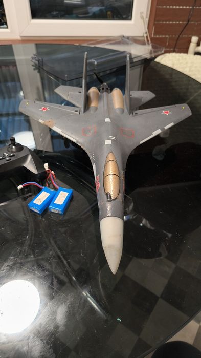 Aeromodel suhoi 2s