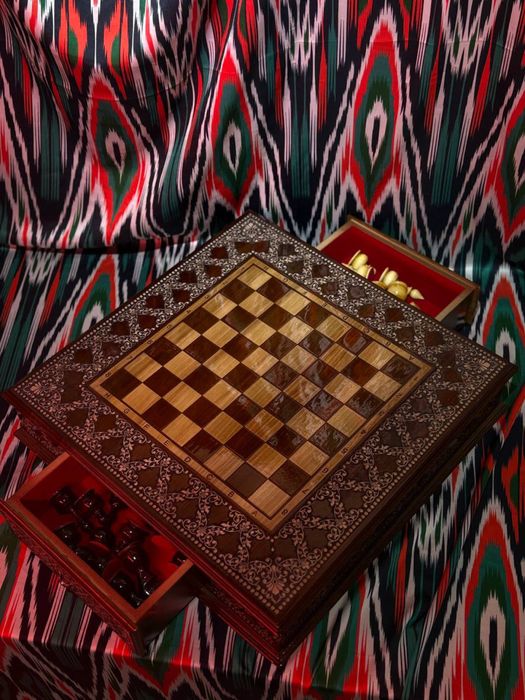 Шахматы резные ручная работа национальный сувенир!