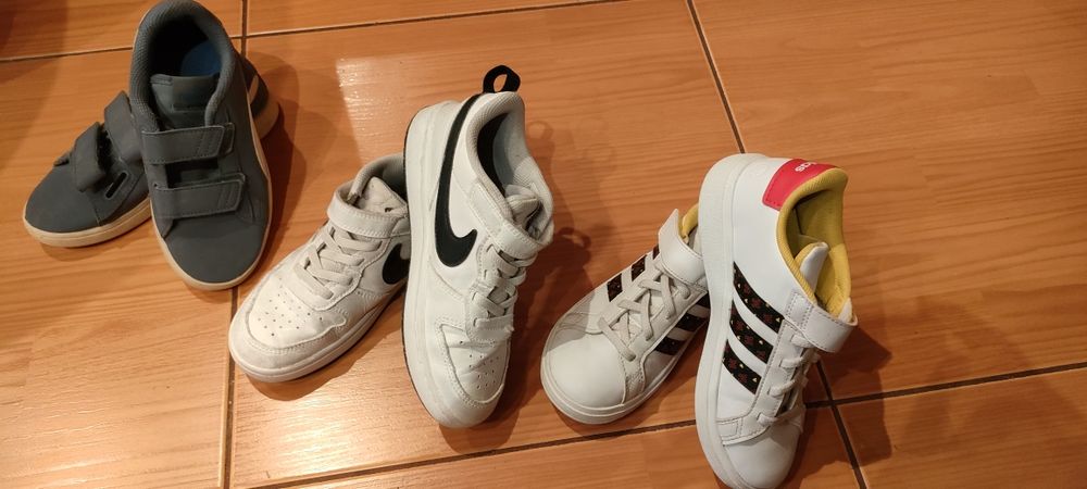 Adidași Adidas33,Nike33,Puma32