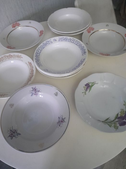 Продам б/у тарелки