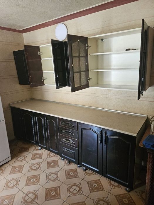 Продаётся кухни гарнитур