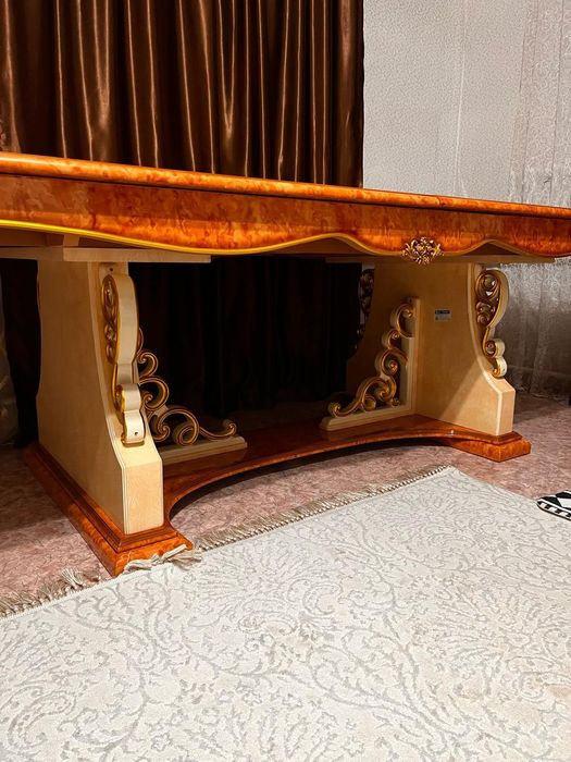 Продам стол в отличном состоянии