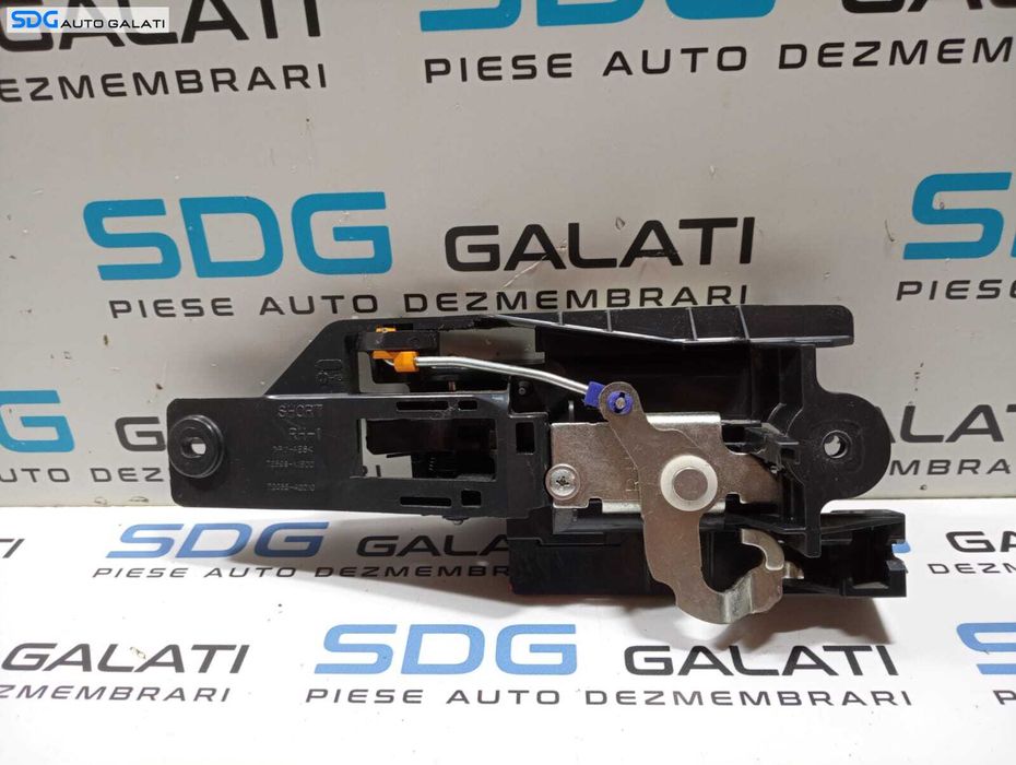 Maner Rabatare Scaune Bancheta Dreapta Spate Toyota RAV 4 2006 - 2013 Cod 72595-X1B00 72053-42010 [M3733]