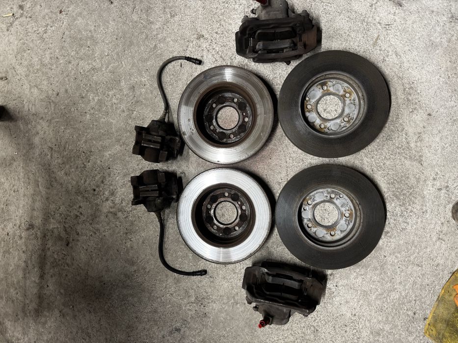 Mercedes Clk200K- диференциал с полуоски, съединител, спирачки и други