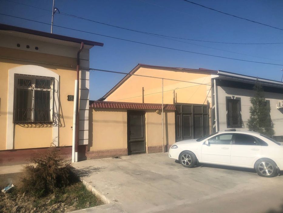 Продаётся дом в Навои