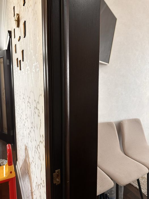 Межкомнатные двери дерево