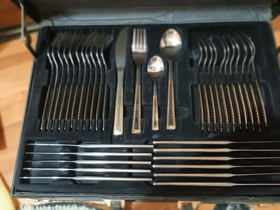 Set tacâmuri Solingen (Carl Schmidt Sohn) - Inox 18/10 - 90 piese, Nou
