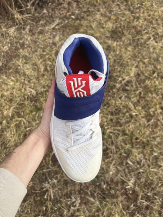 Nike Kyrie 2 USA