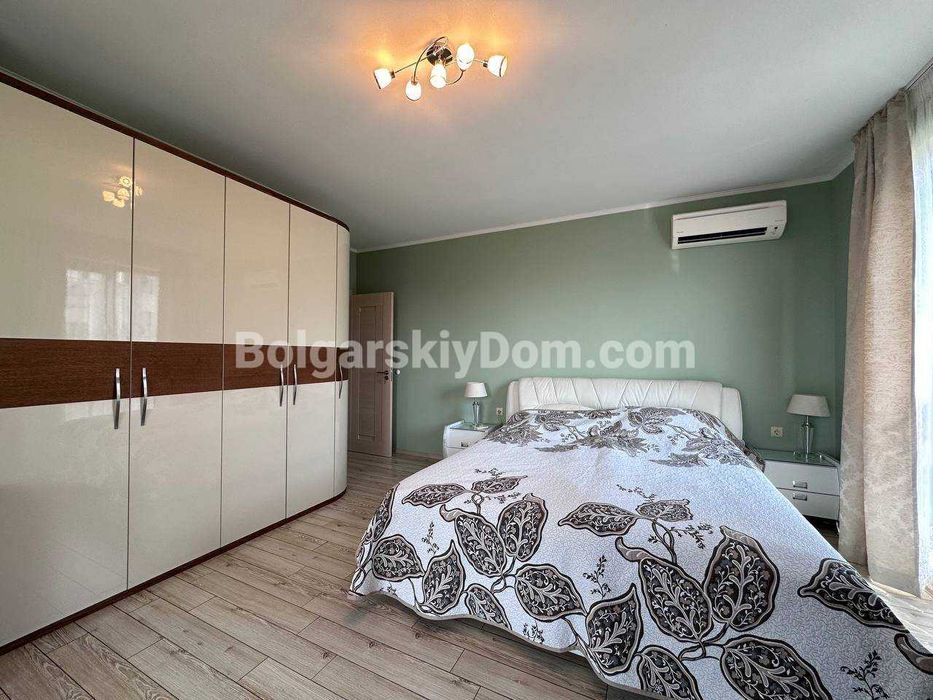 Продава се Тристаен апартамент в Несебър - 270 кв.м за 708 €/кв.м - Снимка #4