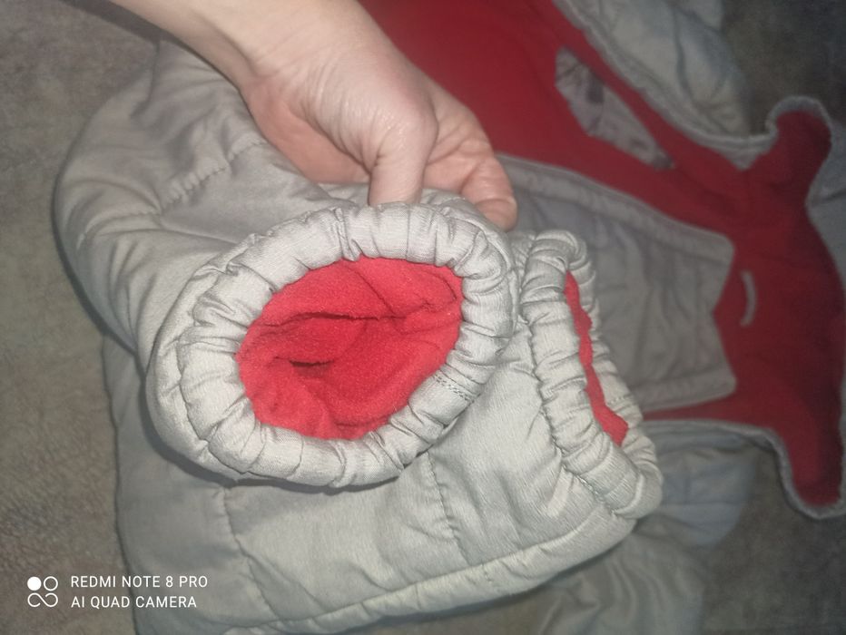 Продам комбинезон весенний.