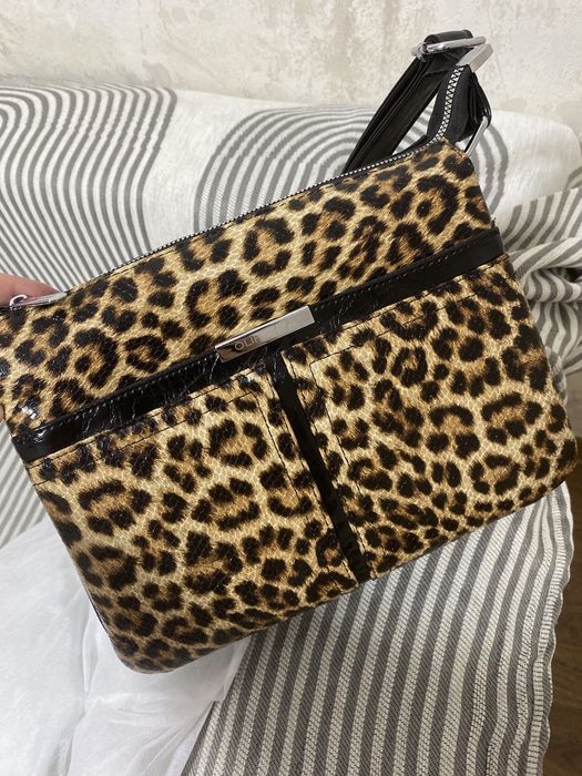 Продам сумку 6.000 новая